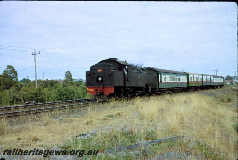 T03851
DM class 588, Welshpool, suburban passenger train
