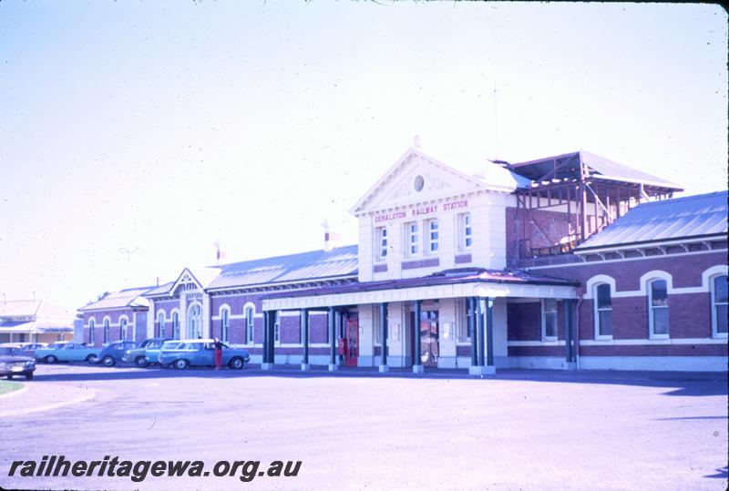 T03868
Station building, Geraldton, street side view
