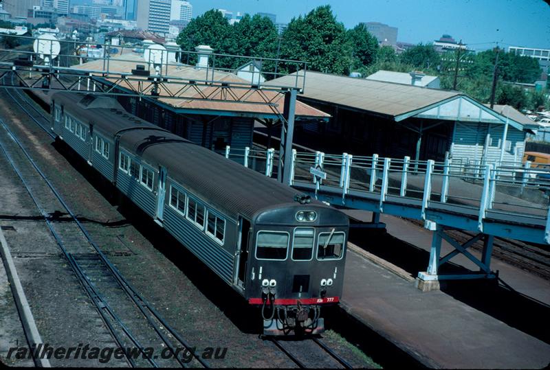 T03878
ADB class 777, ADK class, station buildings, signal gantry with searchlight signals, Claisebrook, elevated view view from footbridge.
