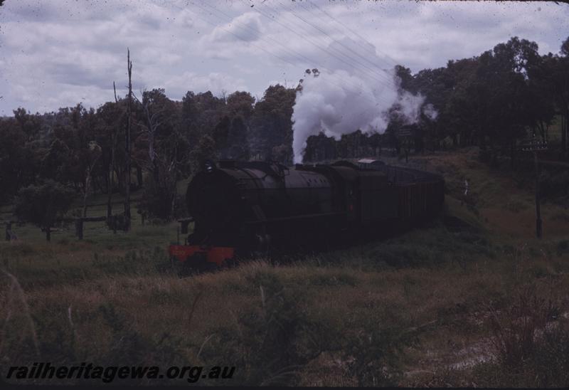 T03972
V class 1210, Olive Hill, BN line, coal train
