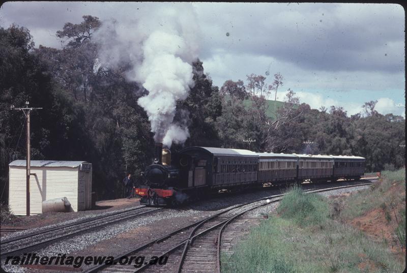 T03975
G class 233, station buildings, Beela, BN line, on 
