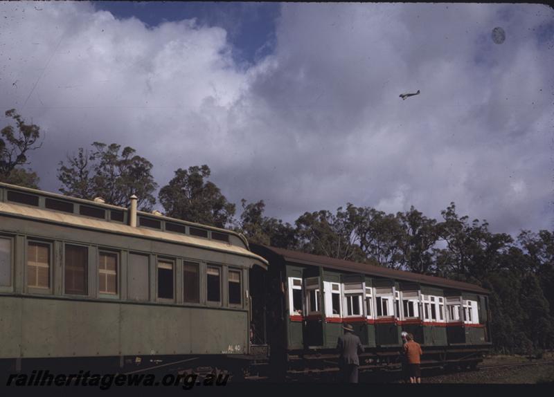 T03987
AL class 40 Gilbert carriage, AU class carriage, side view, tour train
