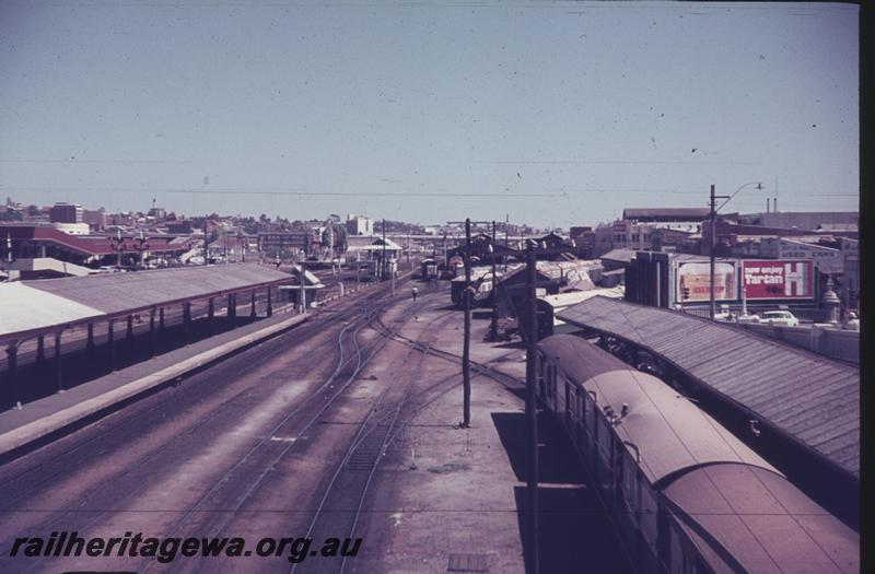 T04010
Perth station and Perth Goods Yard view looking west taken from the 