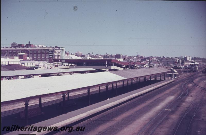 T04011
Perth station and Perth Goods Yard view looking west taken from the 