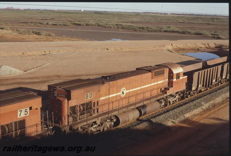 T04089
Mount Newman Mining Alco loco M636 class 5486, empty train departing Nelson Point at Redbank Bank Bridge, BHP line
