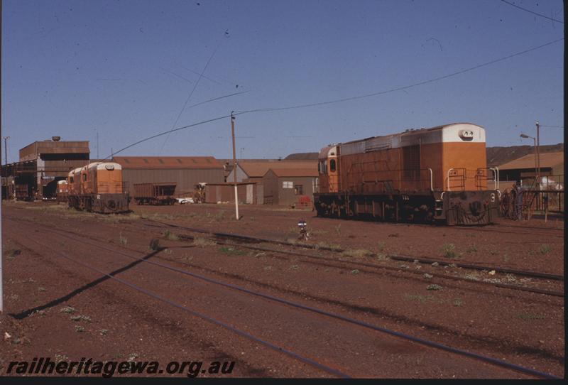 T04113
Goldsworthy Mining Limited English Electric locos B class 1 and 2, similar to WAGR H locos, and A class 3, similar to WAGR K locos, Goldsworthy workshops
