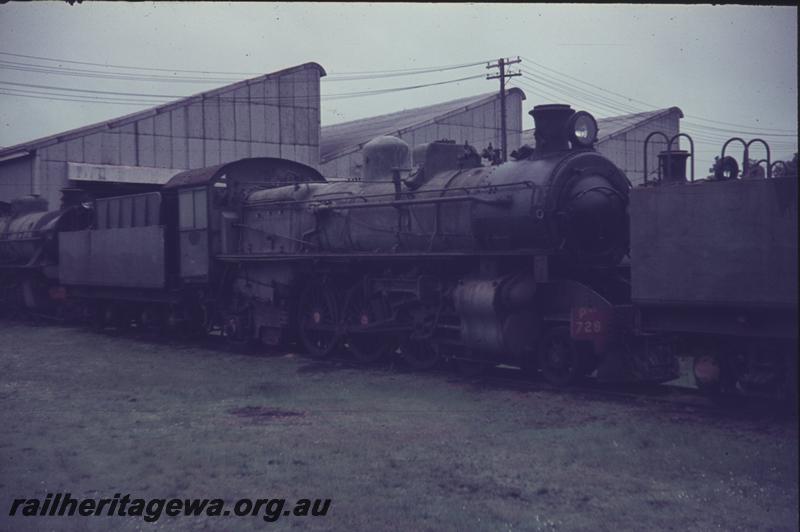 T04156
PMR class 728, Collie, BN line, side and front view, stowed
