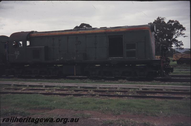T04161
F class 46, green livery, side view
