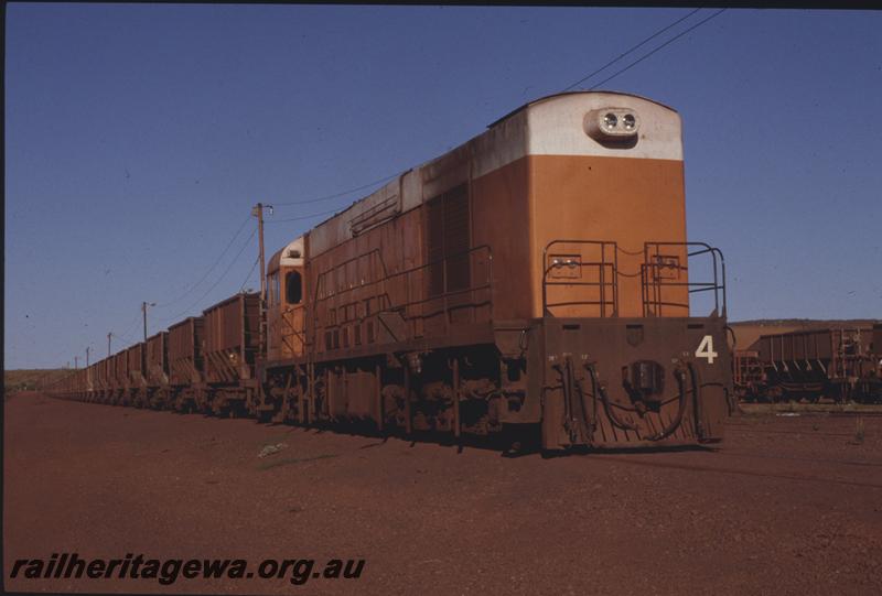 T04227
 Goldsworthy Mining Limited A class No.4 English Electric loco similar to WAGR K class with a loaded train of Tomlinson ore cars, Goldsworthy, GOLD line
