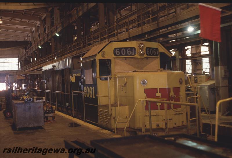 T04236
Hamersley Iron SD50 class 6061 undergoing major rebuilding, Dampier, 7 Mile workshops, internal view
