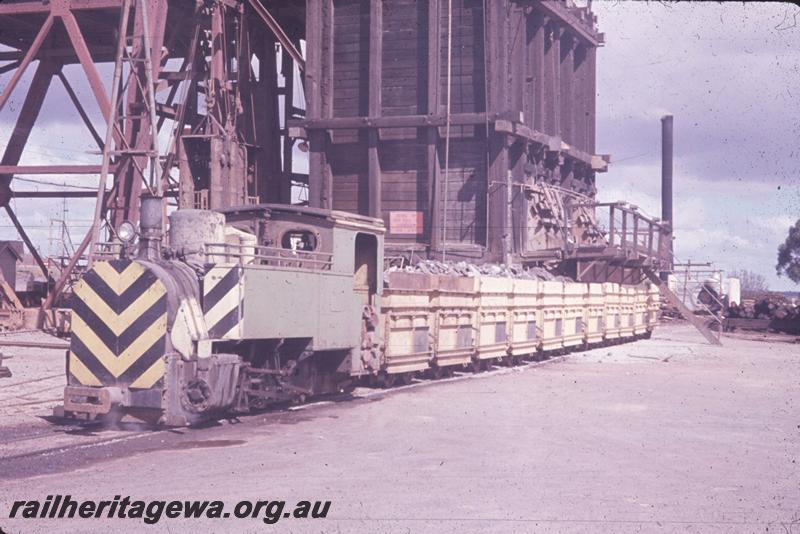 T04251
Orenstein and Koppel (O&K) No. 4241, Lake view and Star goldmine, loading at the Hamilton shaft, Boulder, green livery, front and side view.
