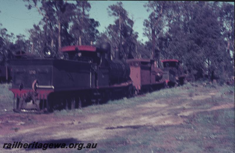 T04279
YX class 176 and other locos stowed at Bunnings, Manjimup rear and side view.
