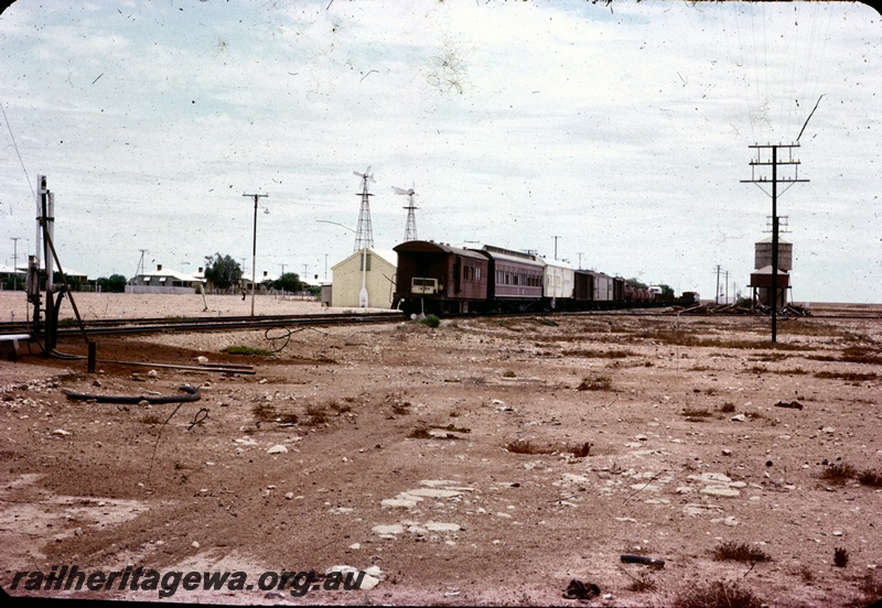 T04421
19 of 38 images of Commonwealth Railways (CR) 