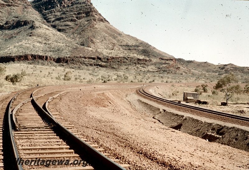 T04788
Hamersley Iron (HI) points on approach to Tom Price yard
