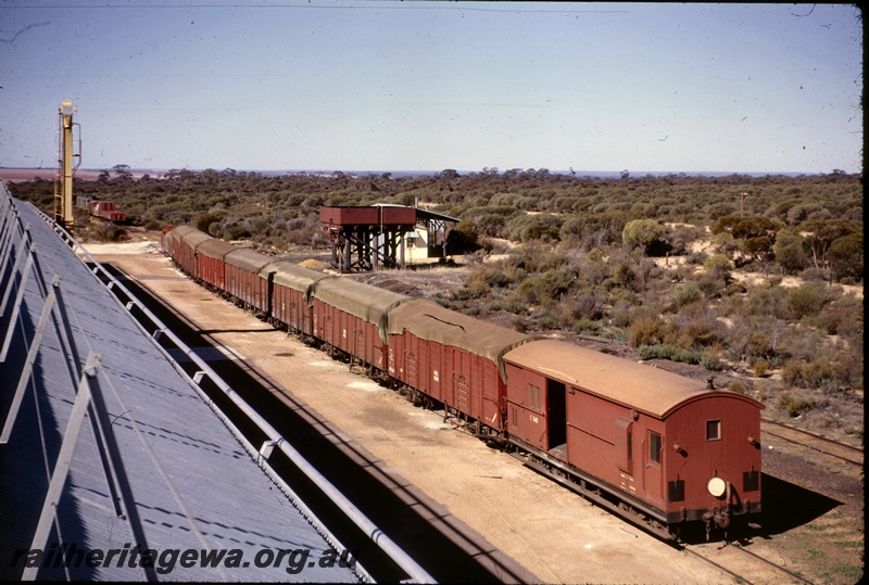 T04935
Z class 542, rake of covered wagons, wheat bin, water tower, siding, shed, Bonnie Rock, KBR line
