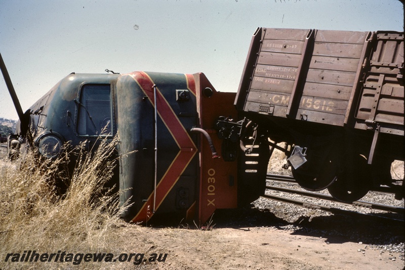 T05087
Derailment of No 66 ex Wundowie, 1 of 2 images, X class 1030 