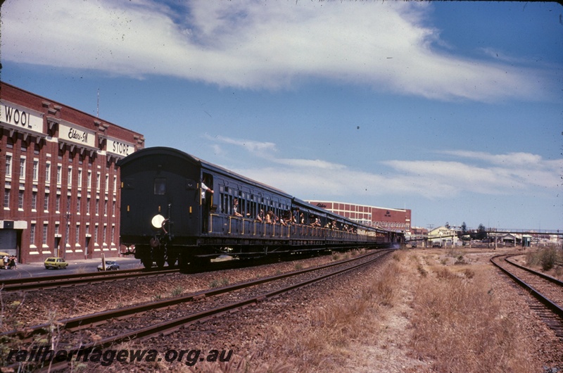 T05130
Steam hauled 