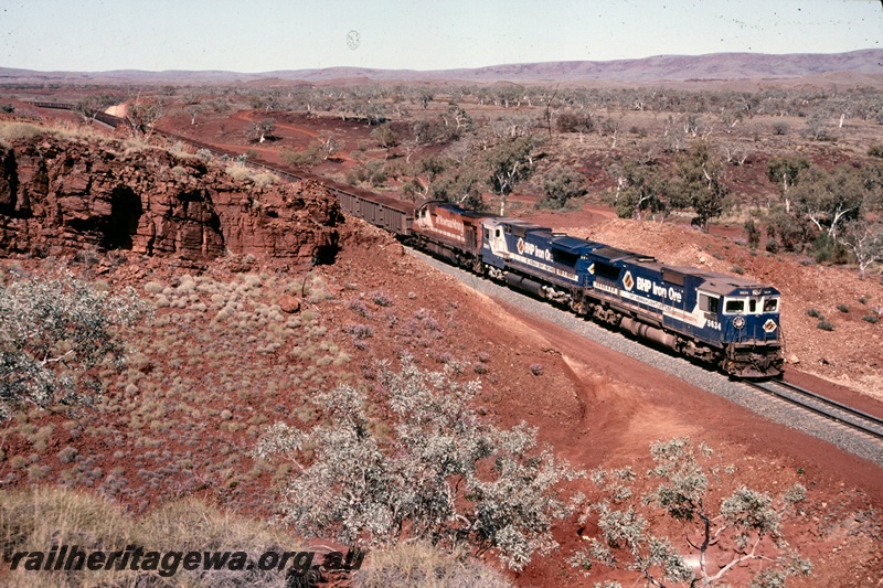 T05191
BHP Iron Ore (BHPIO) CM40-8M class 5634 