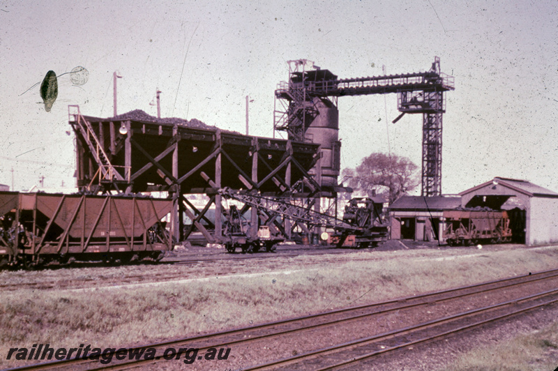 T05222
XA class coal hoppers, steam crane, Coal loader, coal conveyor, coal stage, sheds, East Perth loco depot,  view from track level
