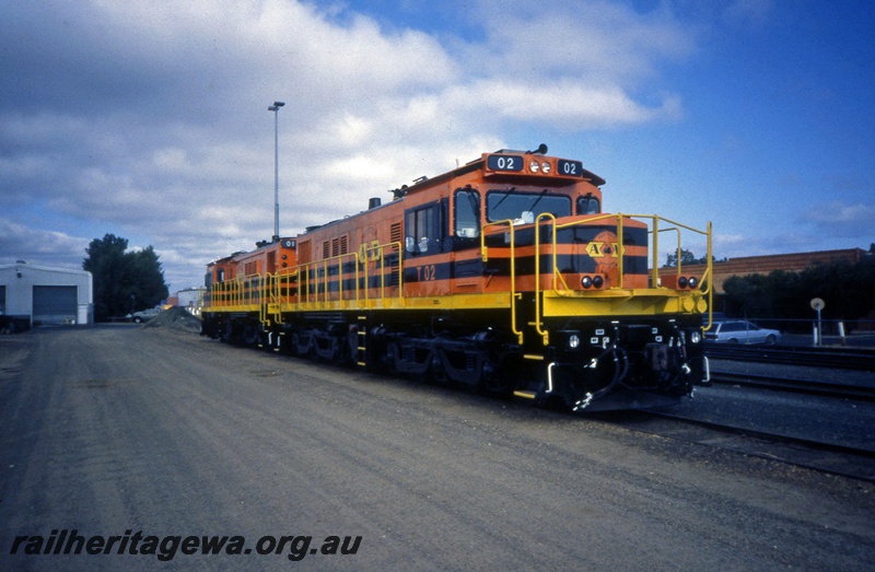 T05395
Australian Railroad Group Australia Western Railroad T class 01 and T class 02, shed, yard, Picton Junction, SWR line, front and side view
