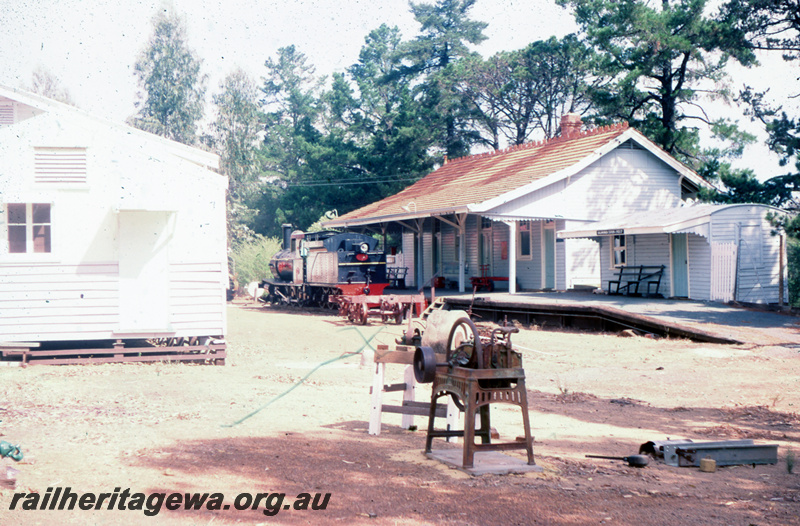 T05770
1925 Small Standard Station building, out of use, tracks lifted, Kalamunda, UDDR line, trackside and end view, site being set up to be a museum
