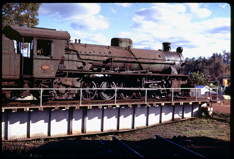 T06125
W Class 948, turntable, Bridgetown, PP line
