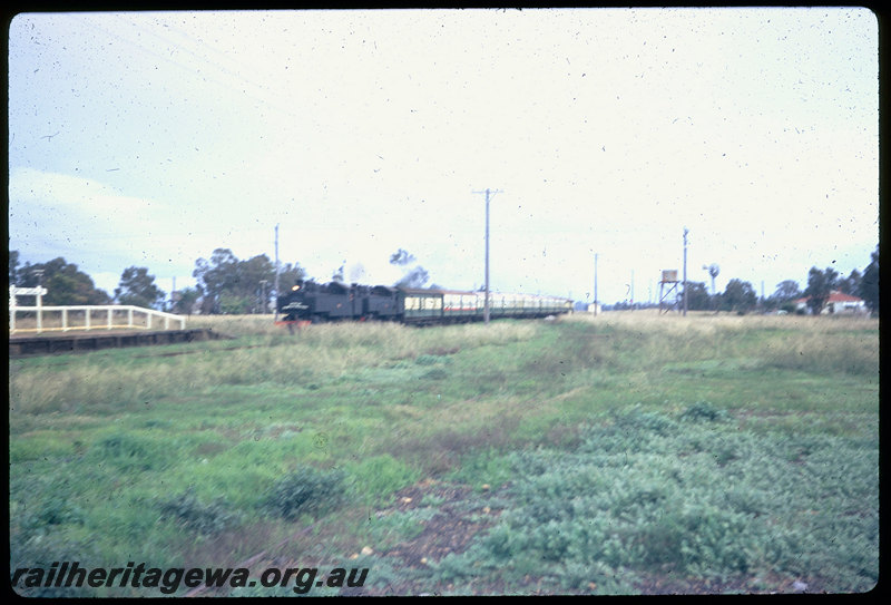T06188
DM Class 587 and DD Class 592, ARHS tour train returning from Coolup, North Dandalup, water tank, platform, station sign, SWR line
