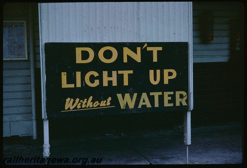 T06244
Sign at Bunbury roundhouse, 