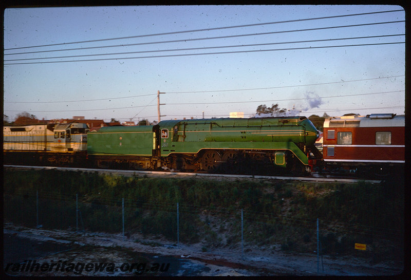 T06285
NSWGR C38 Class 3801, banked by doubled headed L Class, 