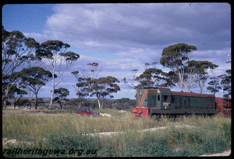 T06358
A Class 1505, Up goods train, east of Meckering, waterbag, EGR line
