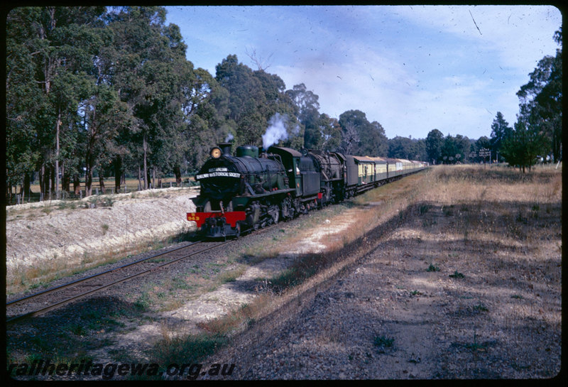 T06420
W Class 943 and V class 1217, ARHS tour train returning from Collie, between Collie and Fernbrook, BN line
