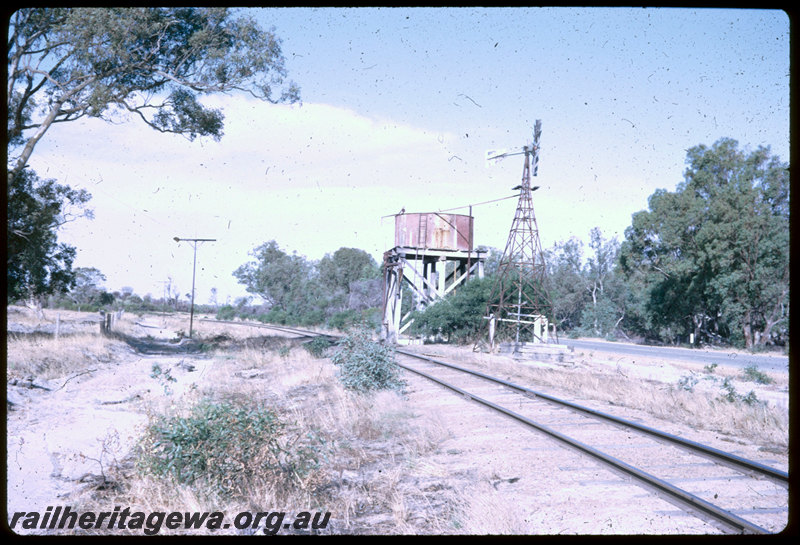 T06422
Water tank and windmill, unknown location, BN line

