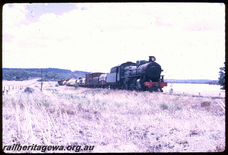 T06428
PM Class 701, Up goods train towards Collie, Bowelling, station sign, BN line
