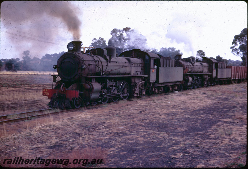 T06437
PMR Class 731 and PMR Class 721 double-heading No. 104 goods train for Collie, 