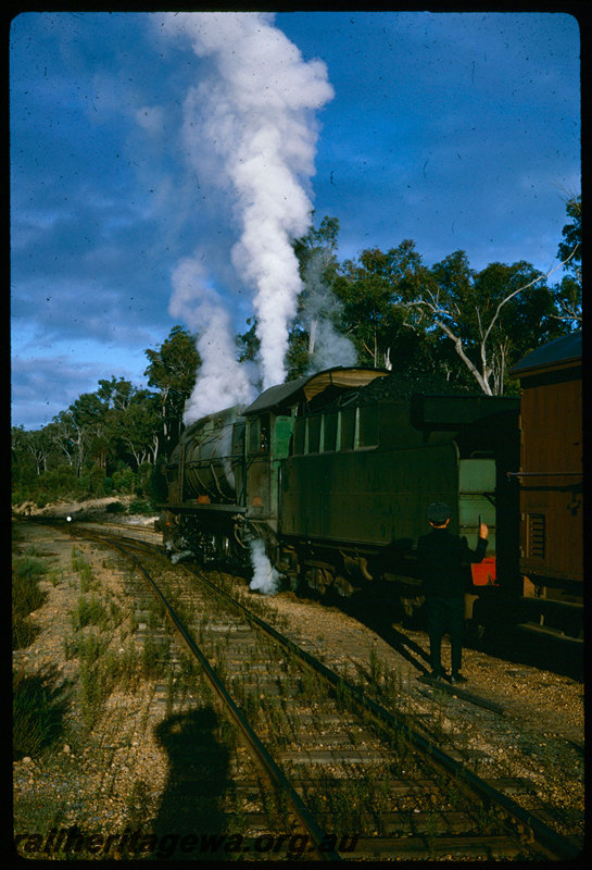 T06478
S Class 548 