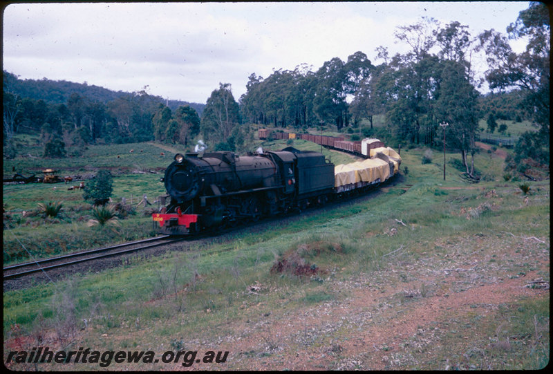 T06543
V Class 1206, goods train, between Moorhead and Brunswick Junction, yellow tarps, BN line
