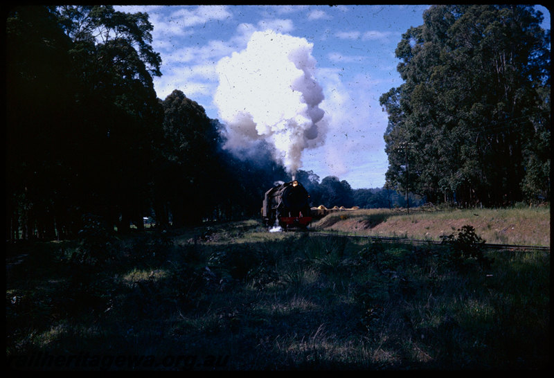 T06582
V Class 1209, goods train, between Collie and Fernbrook, bound for Brunswick Junction, BN line
