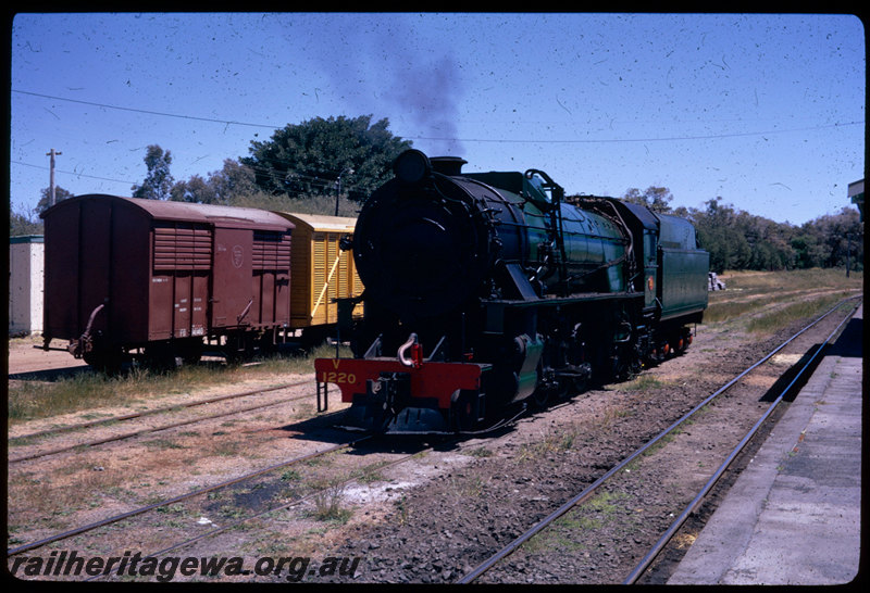 T06610
V Class 1220, light engine, Picton Junction, station platform, FD Class 14140 van, one of three converted with steel louvres and plywood sides, in brown livery, ARHS 75th tour train from Picton Junction to Donnybrook and return, SWR line
