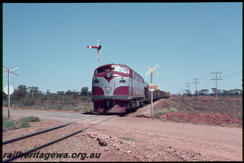 T06871
Commonwealth Railways CL Class 1, goods train, Parkeston, semaphore signal, level crossing, TAR line
