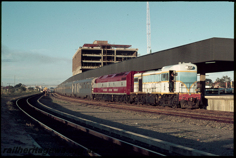 T06996
H Class 1, piloting Australian National Railways CL Class 13, 