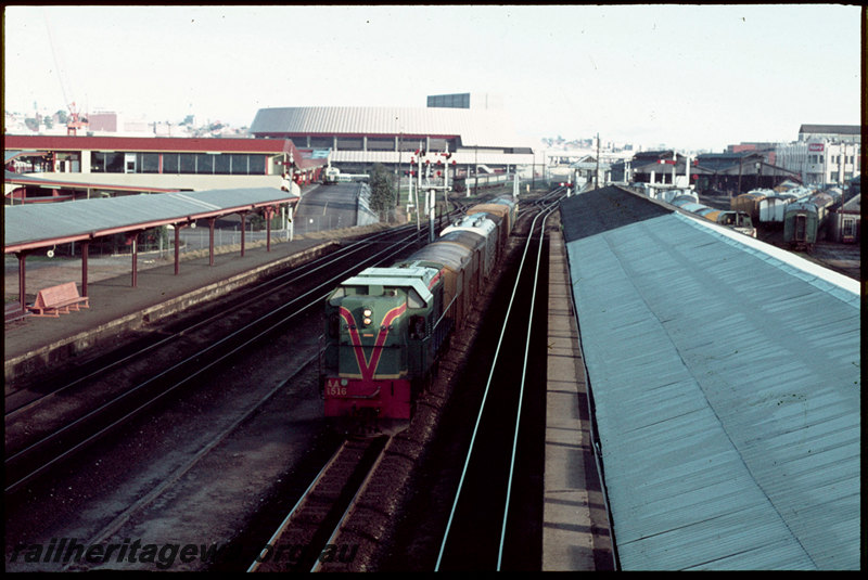 T06999
AA Class 1516, short transfer goods, possibly loading for 