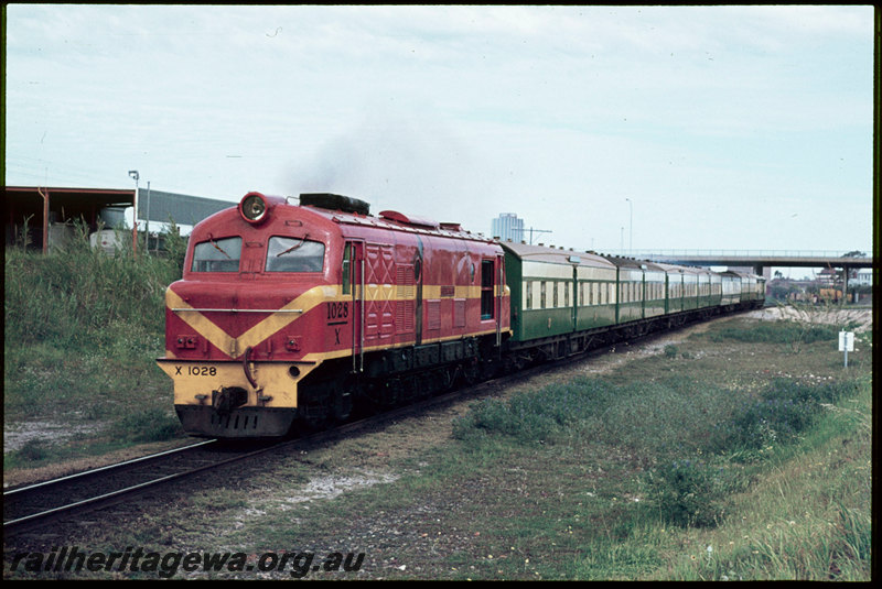 T07017
X Class 1028 