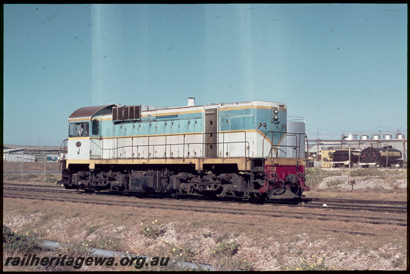 T07053
J Class 103, light engine, between North Quay and Leighton Yard, North Fremantle
