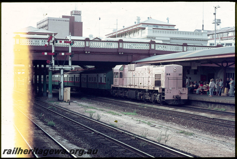 T07108
A Class 1513, pink undercoat, Up suburban passenger service, City Station, Perth, Horseshoe Bridge, semaphore bracket signal, platform, station buildings, ER line
