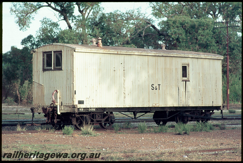 T07147
VW Class 3282 workmens van, ex-V Class 3282 goods van, Waroona, SWR line
