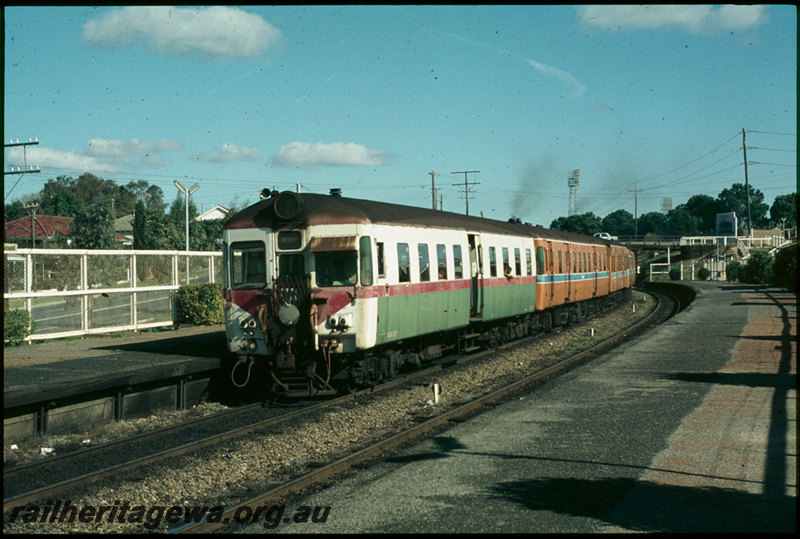 T07417
ADA/ADX/AYE/ADX Class railcar set, Up suburban set, Showgrounds, ER line
