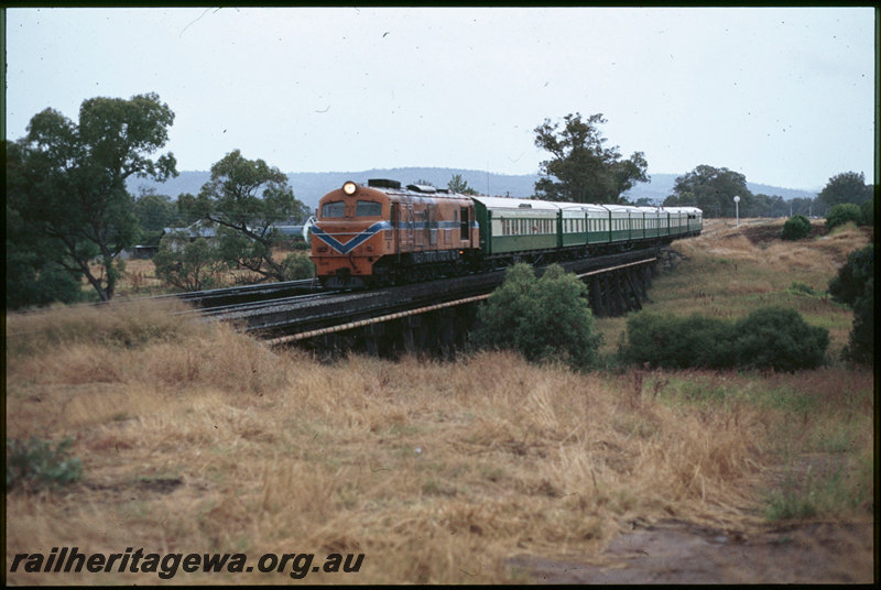T07534
X Class 1014 