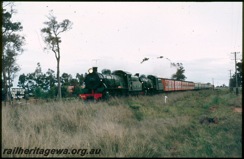 T07589
W Class 903 