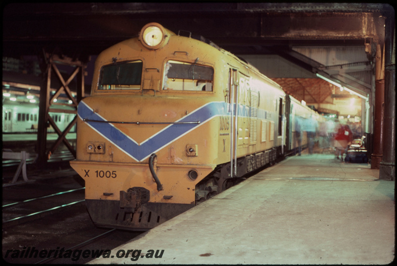 T07725
X Class 1005 