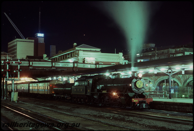 T07927
W Class 903 